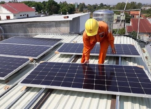 Thực thi tiết kiệm điện, thúc đẩy điện mặt trời mái nhà
