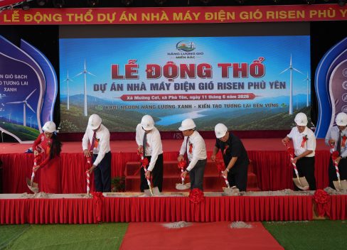 Sơn La động thổ Dự án Nhà máy điện gió Risen Phù Yên
