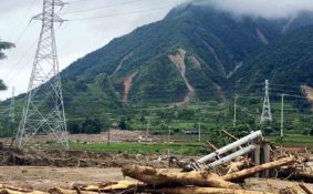 Lai Châu khẩn trương khôi phục điện cho vùng lũ Mường Than