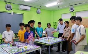 Mùa hè tăng cường công nghệ thông tin của học sinh Cần Thơ