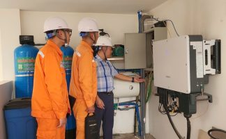 Từ mái nhà người thợ điện lan tỏa nguồn năng lượng xanh