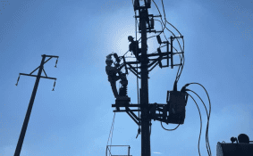 Nghệ An: Điện lực Diễn Châu lắp đặt TBA TG dã chiến khu công nghiệp V-Ship 2