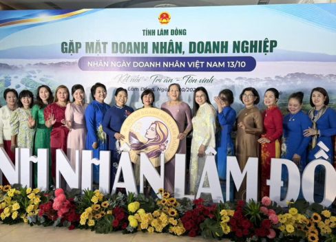 Lâm Đồng “thắp lửa vươn xa“ cam kết đồng hành kiến tạo cùng doanh nghiệp